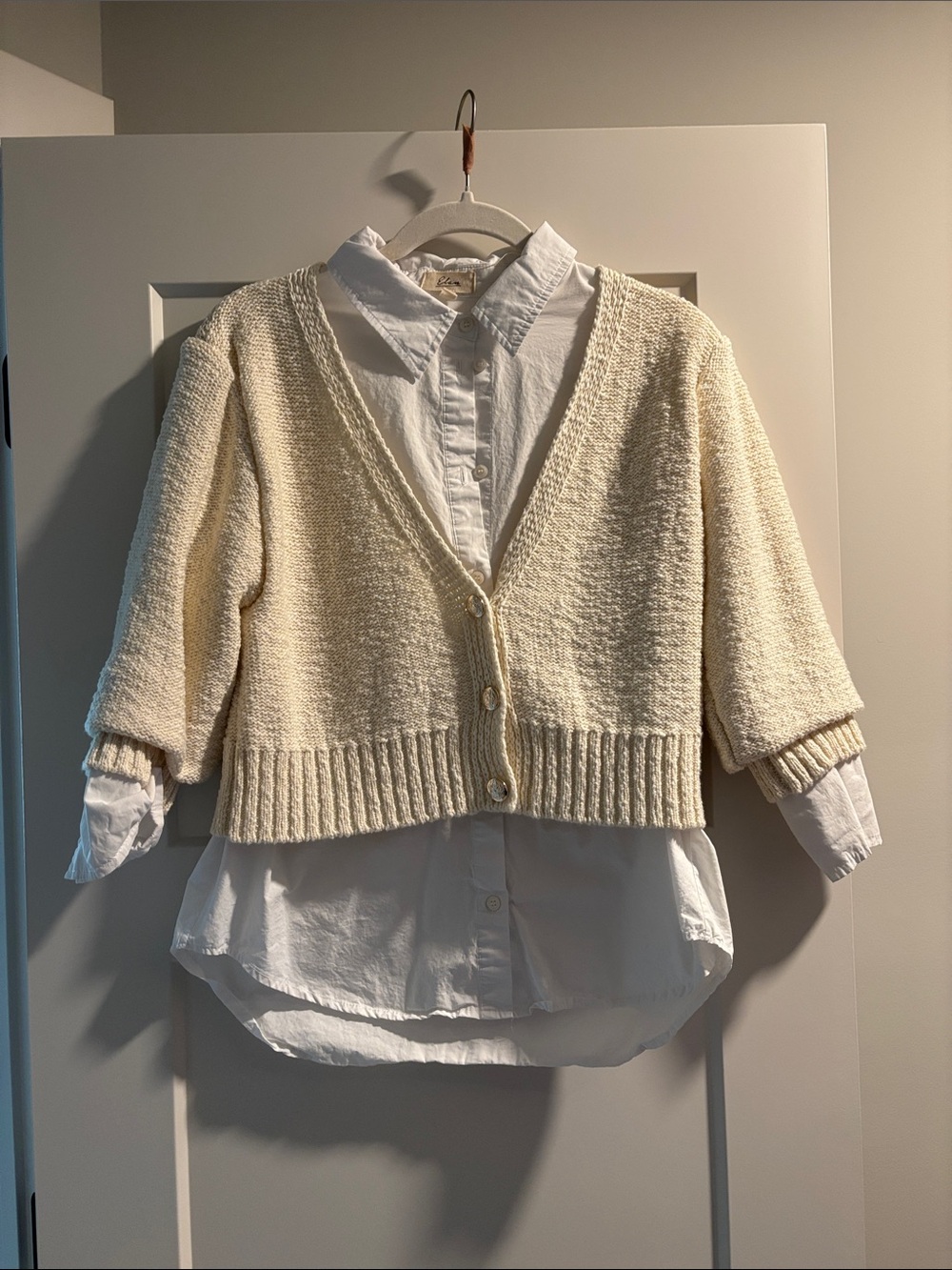 Elan Cream layered Cropped V-Neck Button Cardigan (1 piece)
